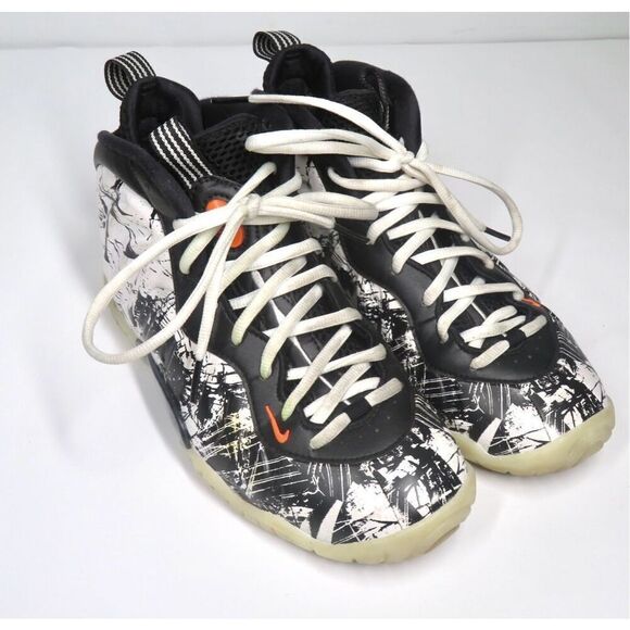 Nike Little Posite One Shattered Backboard Sneaker Black White Big Kids Size 5Y - Picture 1 of 7